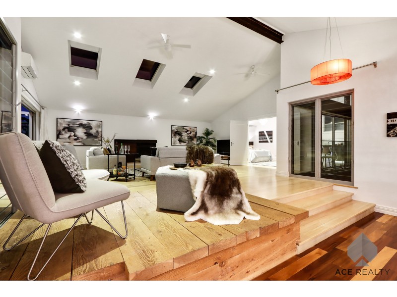 8B Atkins Road, Applecross WA 6153