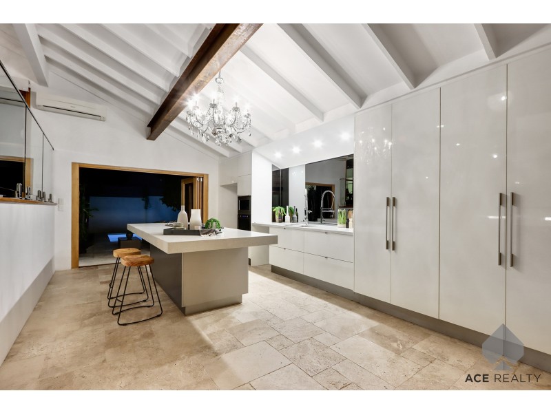 8B Atkins Road, Applecross WA 6153