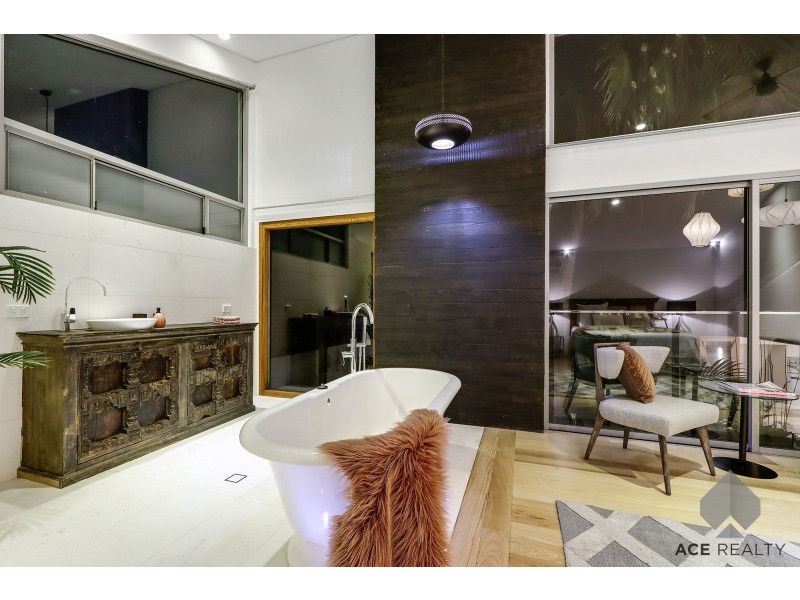 8B Atkins Road, Applecross WA 6153