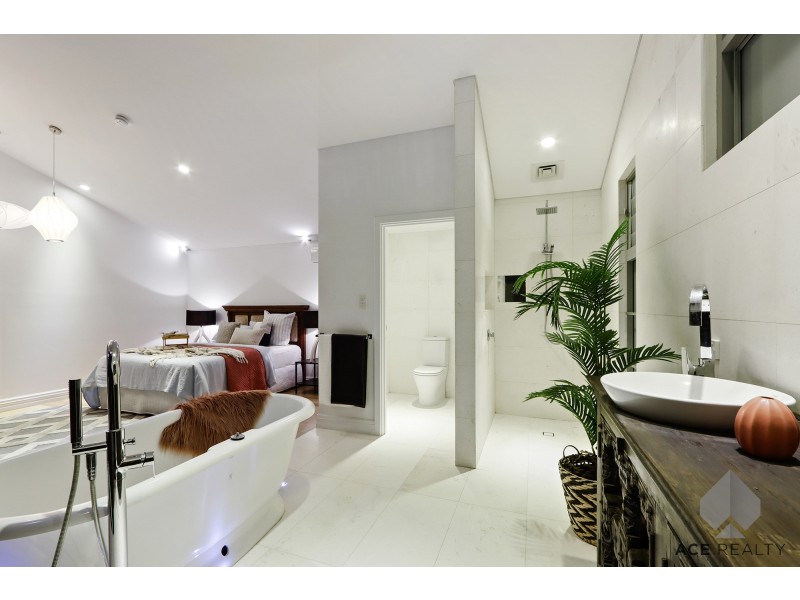 8B Atkins Road, Applecross WA 6153