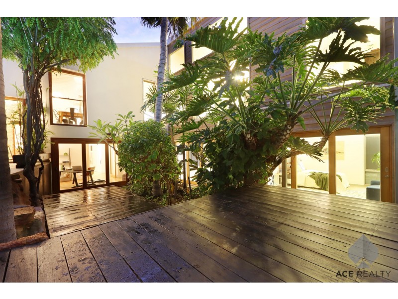 8B Atkins Road, Applecross WA 6153