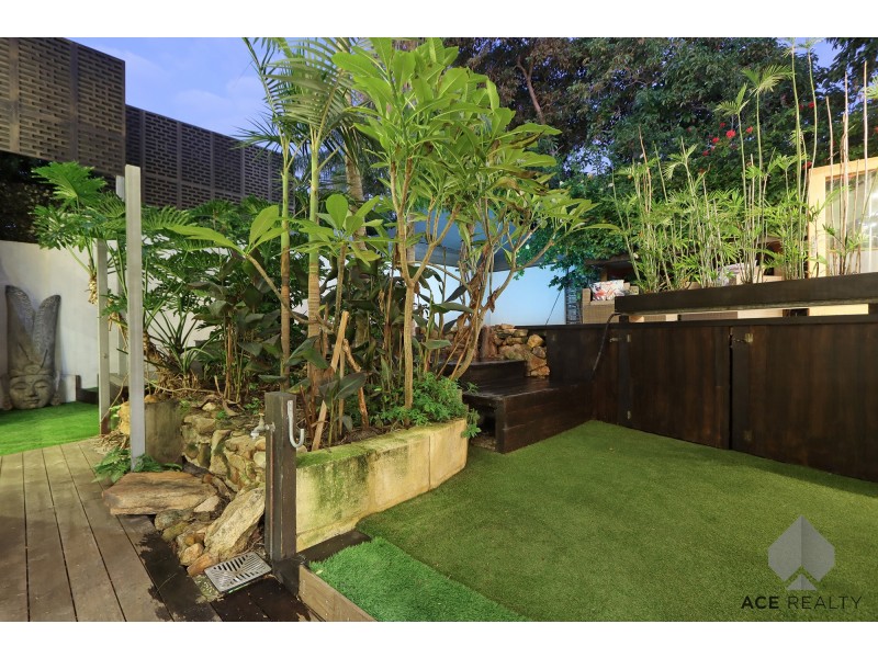 8B Atkins Road, Applecross WA 6153