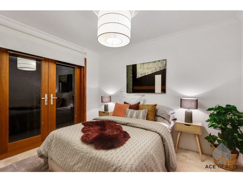 8B Atkins Road, Applecross WA 6153