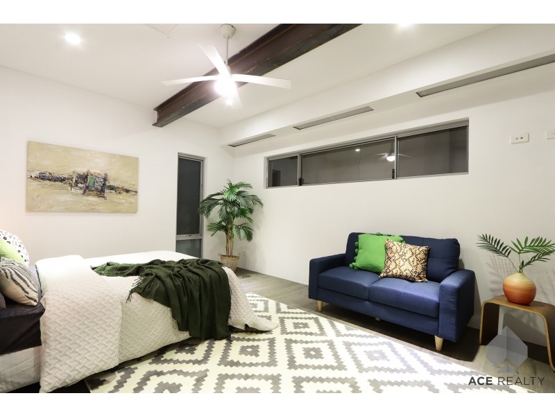 8B Atkins Road, Applecross WA 6153