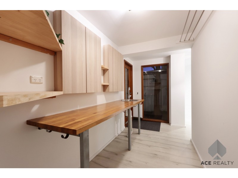 8B Atkins Road, Applecross WA 6153