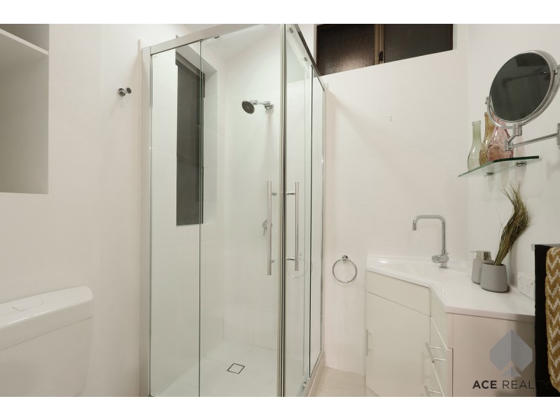 8B Atkins Road, Applecross WA 6153