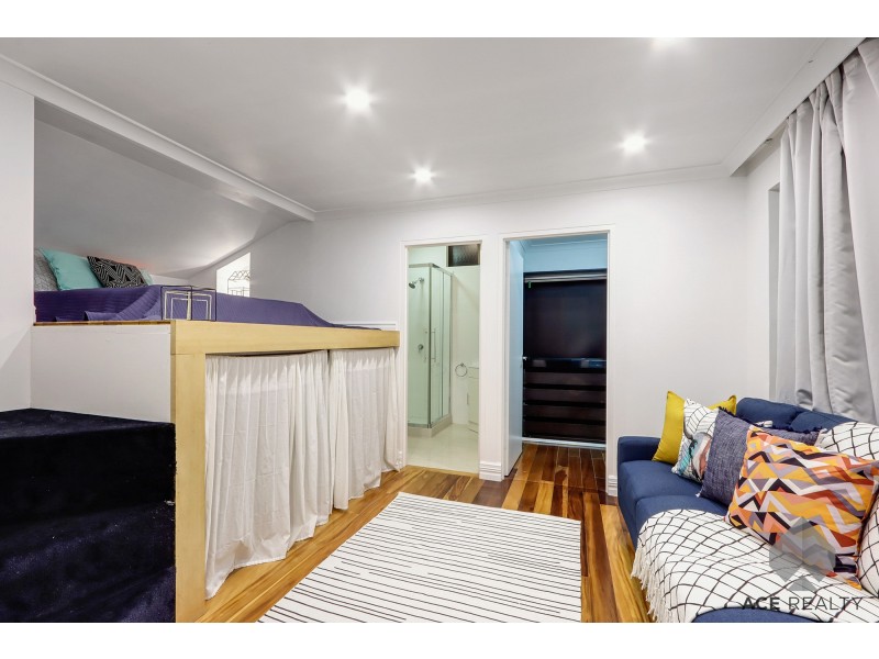 8B Atkins Road, Applecross WA 6153