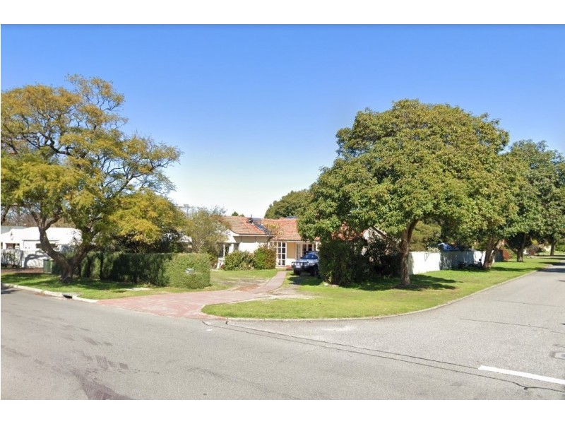 39 Alness Street, Applecross WA 6153