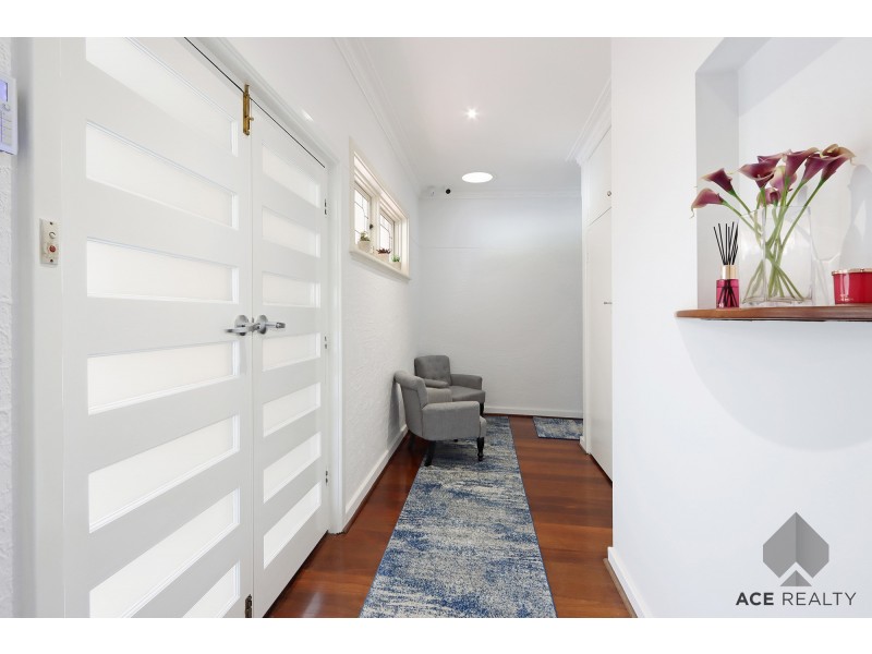 44 Simpson Street, Ardross WA 6153