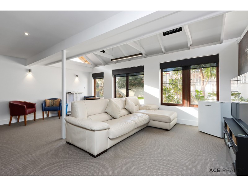 44 Simpson Street, Ardross WA 6153