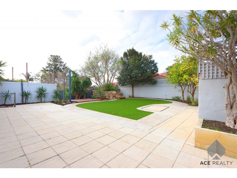 44 Simpson Street, Ardross WA 6153