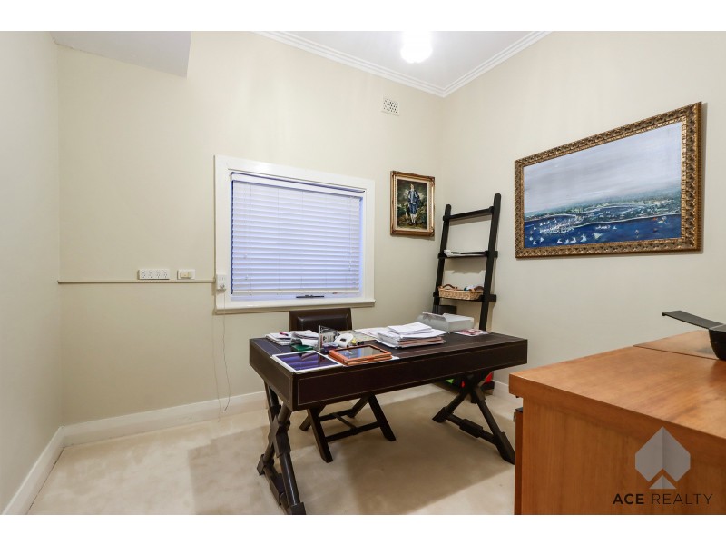 7 Third Avenue, Applecross WA 6153