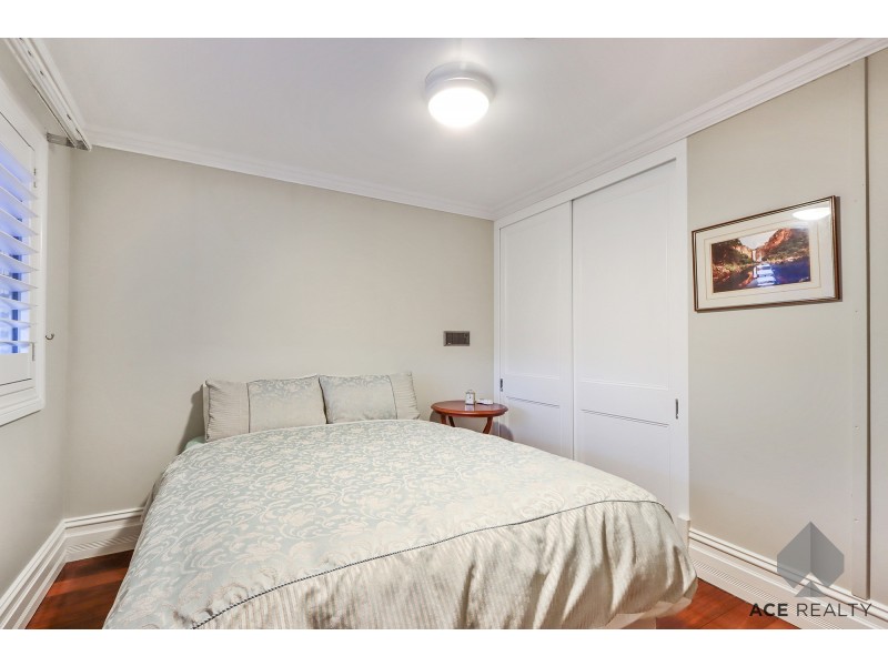 7 Third Avenue, Applecross WA 6153