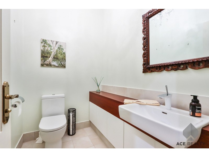 7 Third Avenue, Applecross WA 6153