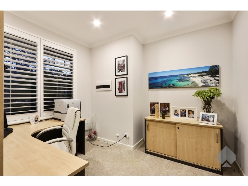 36A Tweeddale Road, Applecross WA 6153