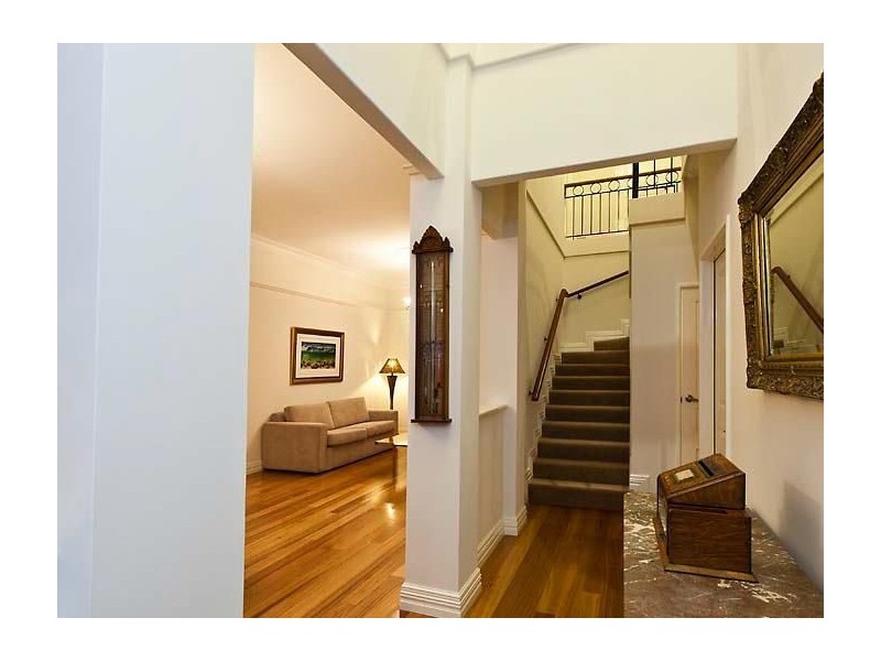 1/11 Tweeddale Road, Applecross WA 6153