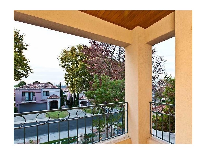 1/11 Tweeddale Road, Applecross WA 6153