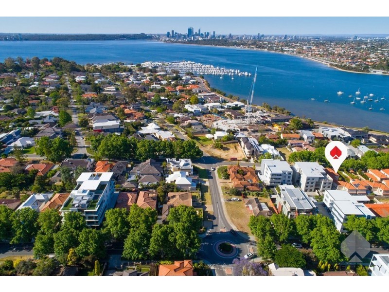 1/11 Tweeddale Road, Applecross WA 6153