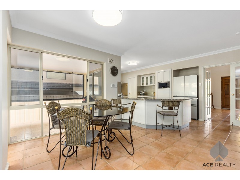 8 Hawkins Street, Mount Pleasant WA 6153