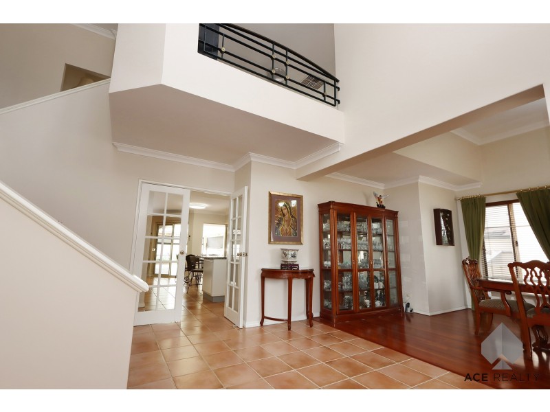 8 Hawkins Street, Mount Pleasant WA 6153