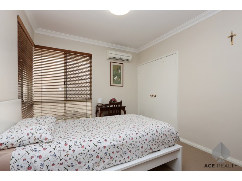 8 Hawkins Street, Mount Pleasant WA 6153