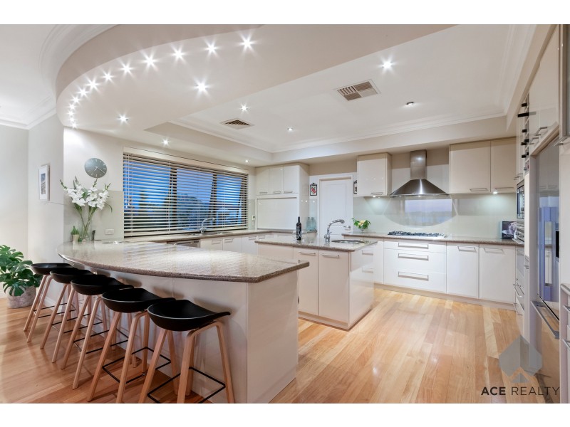 184 Coode Street, Como WA 6152