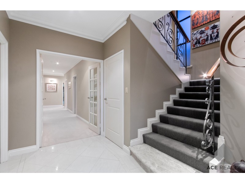 184 Coode Street, Como WA 6152