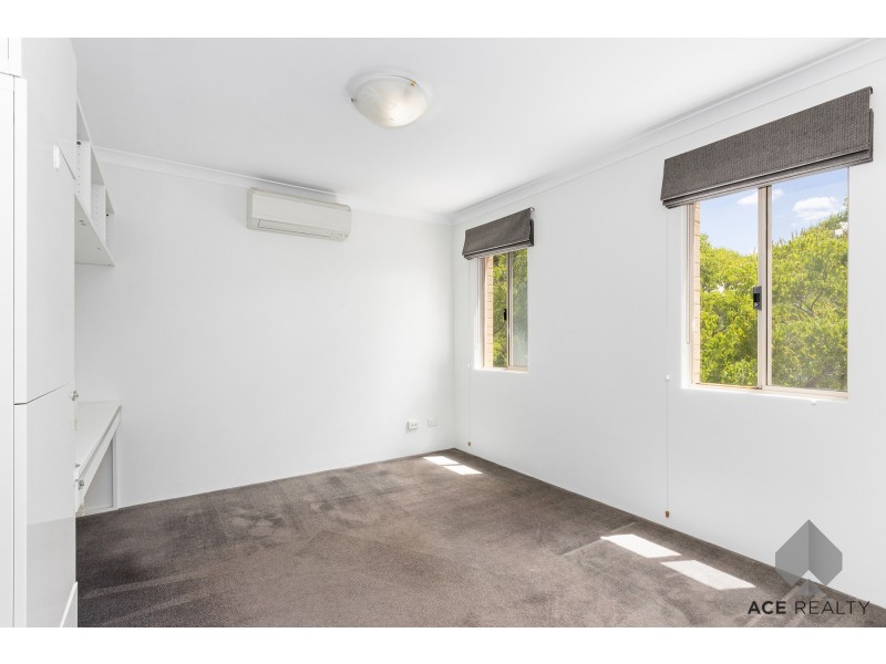 41 Sedgeland Way, Ascot WA 6104