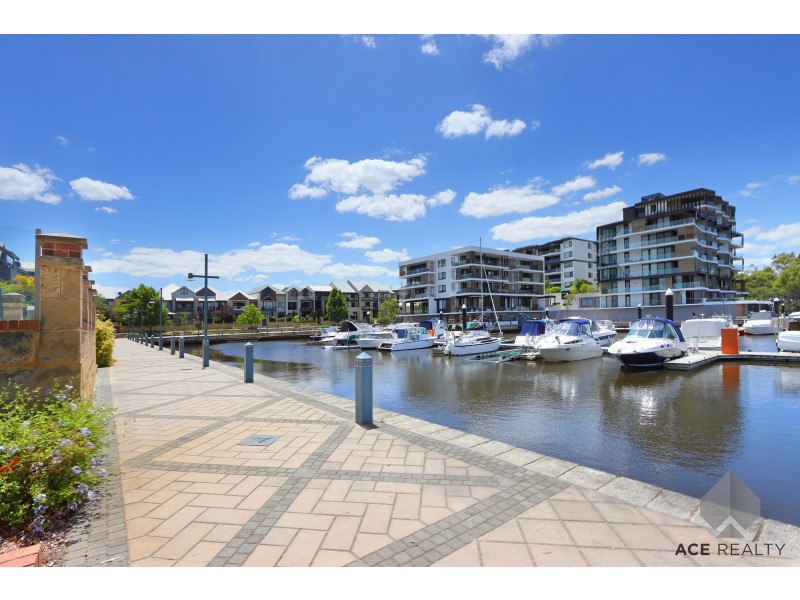 41 Sedgeland Way, Ascot WA 6104