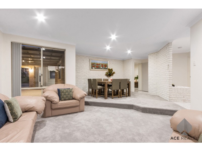 99 Aitken Drive, Winthrop WA 6150