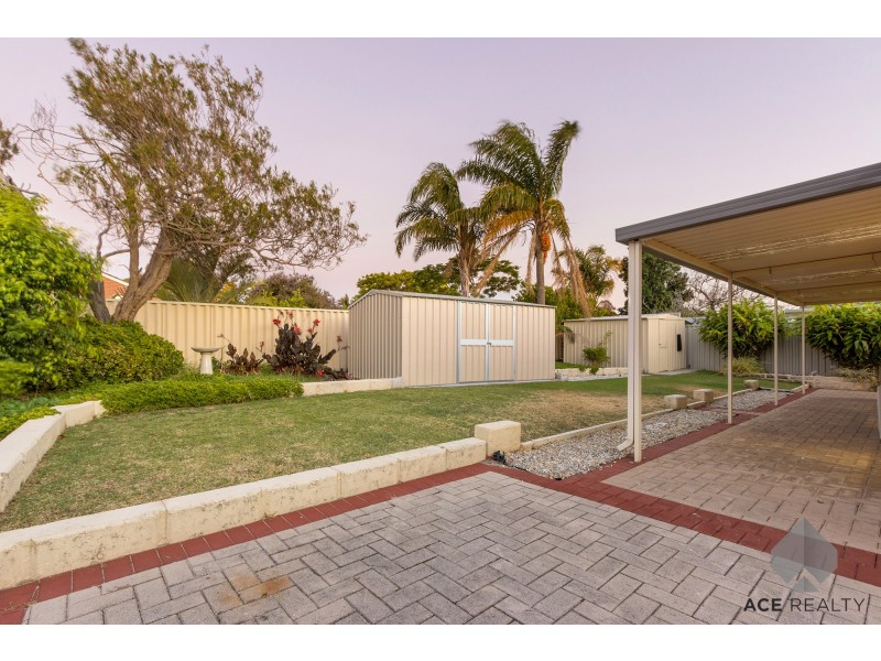 99 Aitken Drive, Winthrop WA 6150