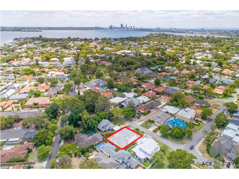 15 Fletcher Street, Applecross WA 6153