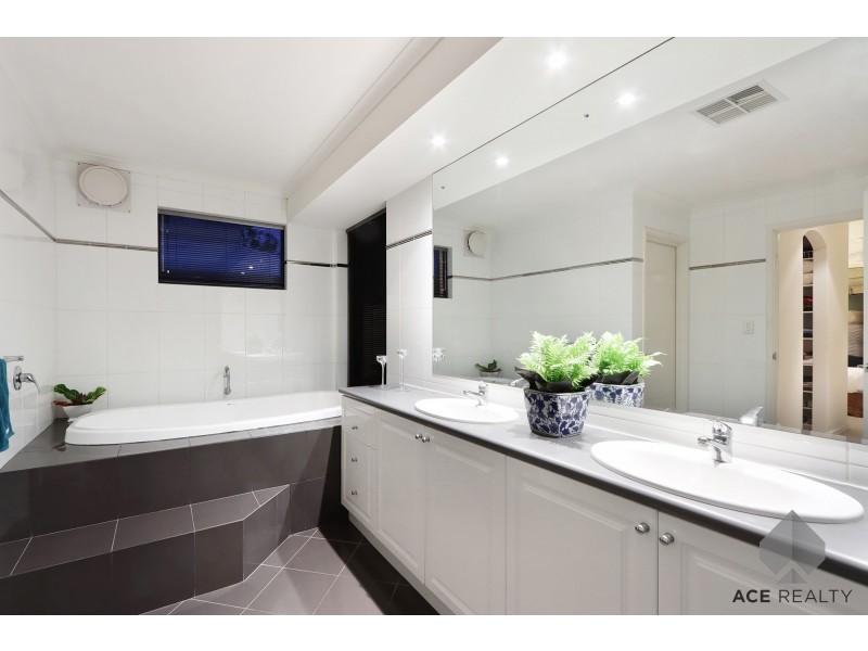 15 Fletcher Street, Applecross WA 6153