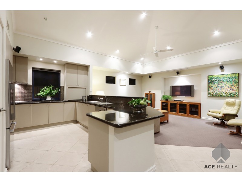 15 Fletcher Street, Applecross WA 6153