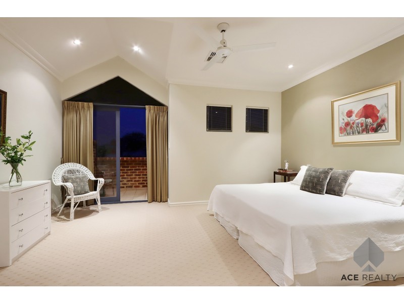 15 Fletcher Street, Applecross WA 6153