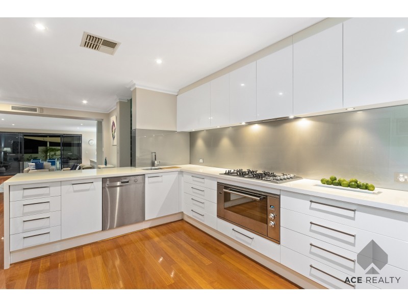 6 Swan Street, South Perth WA 6151