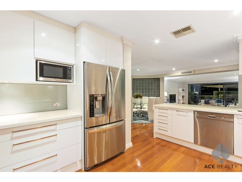 6 Swan Street, South Perth WA 6151