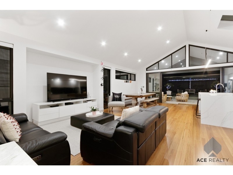 13B Raymond Street, Mount Pleasant WA 6153