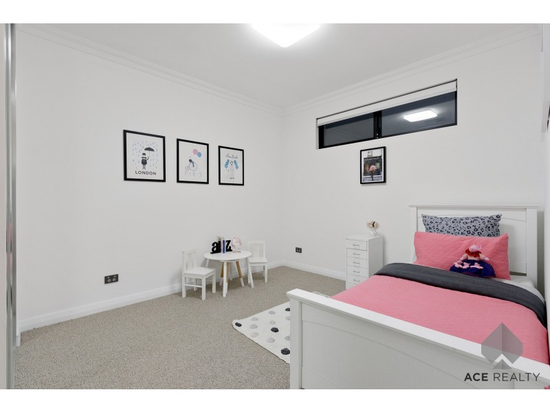 13B Raymond Street, Mount Pleasant WA 6153