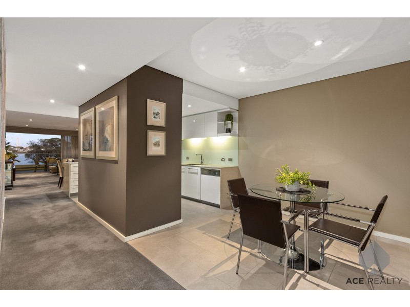 4/21 The Esplanade, Mount Pleasant WA 6153