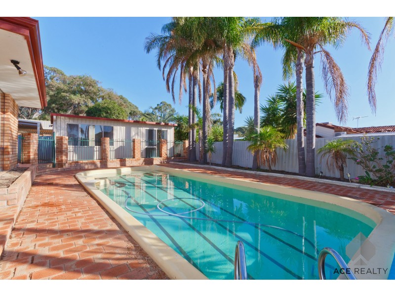 7 Whitton Court, Kingsley WA 6026