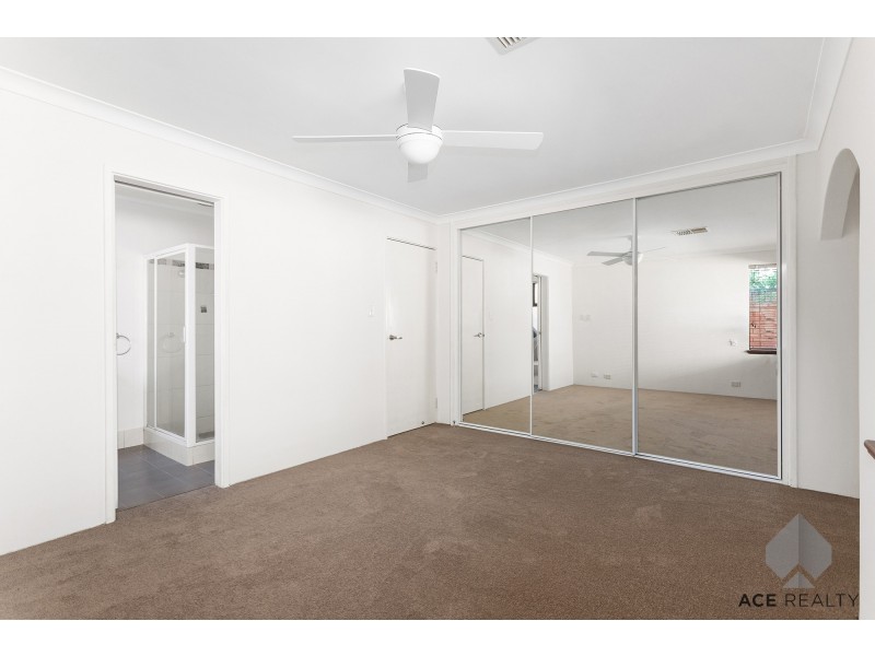 7 Whitton Court, Kingsley WA 6026