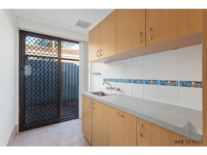 7 Whitton Court, Kingsley WA 6026