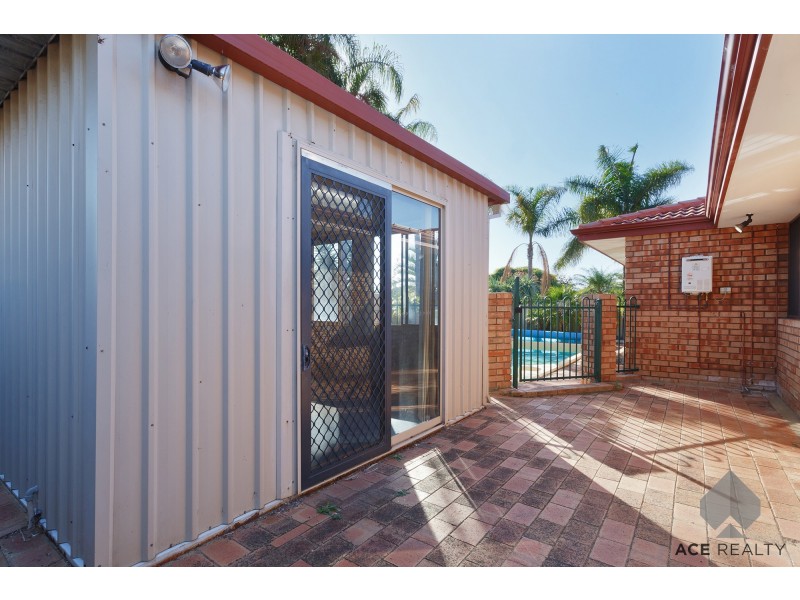 7 Whitton Court, Kingsley WA 6026