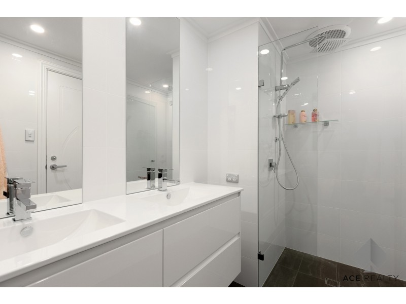 8A Swan Street, South Perth WA 6151