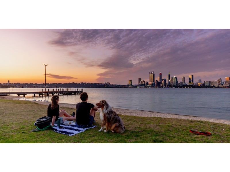 8A Swan Street, South Perth WA 6151