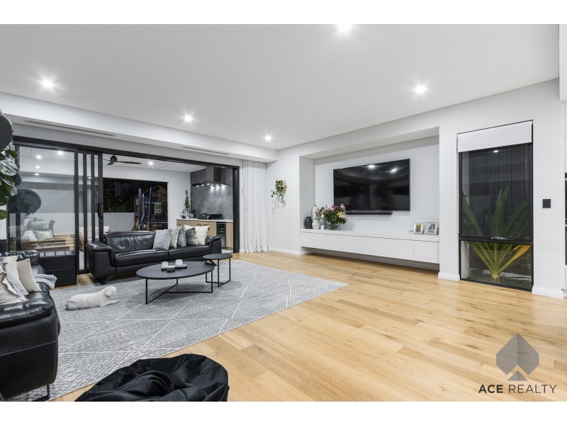 13A Raymond Street, Mount Pleasant WA 6153