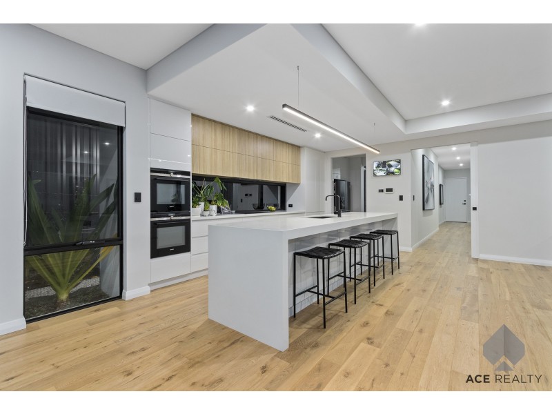 13A Raymond Street, Mount Pleasant WA 6153