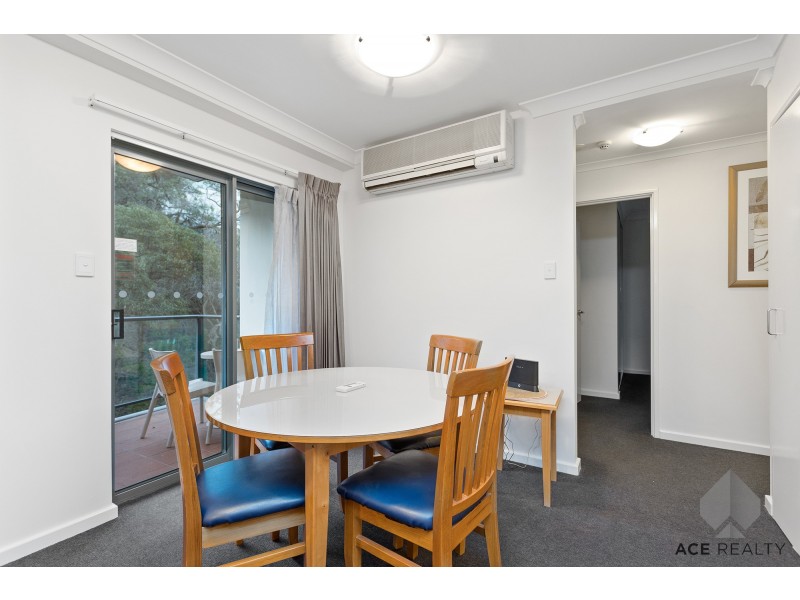 12/122 Mounts Bay Road, Perth WA 6000