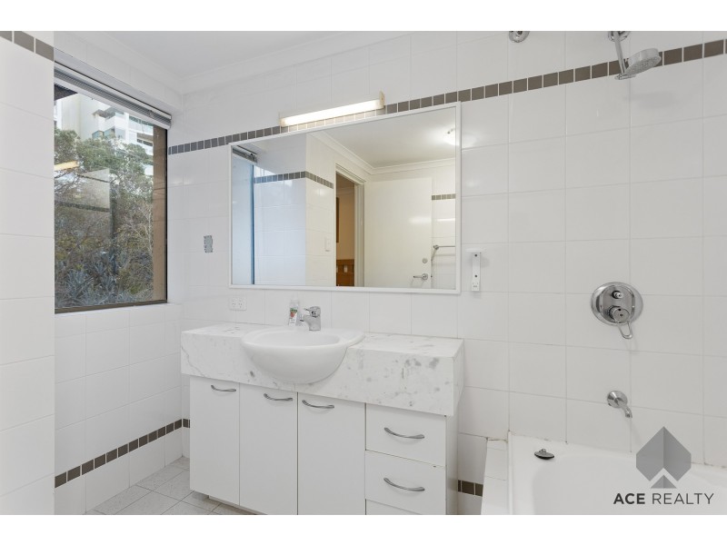 12/122 Mounts Bay Road, Perth WA 6000
